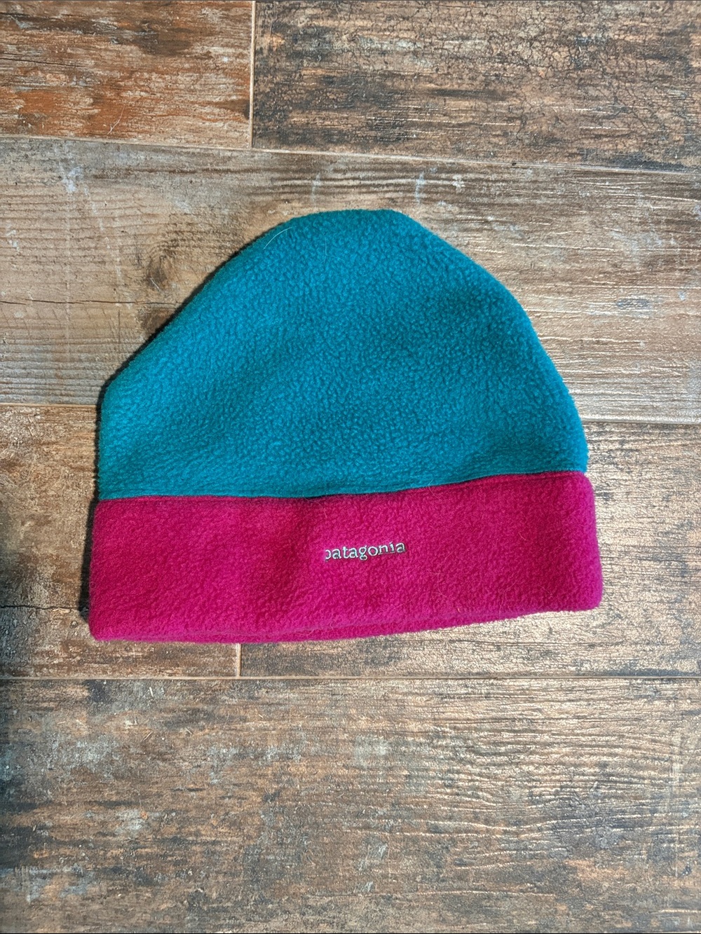 Patagonia Fleece Beanie - Teal Crown with Magenta Cuff